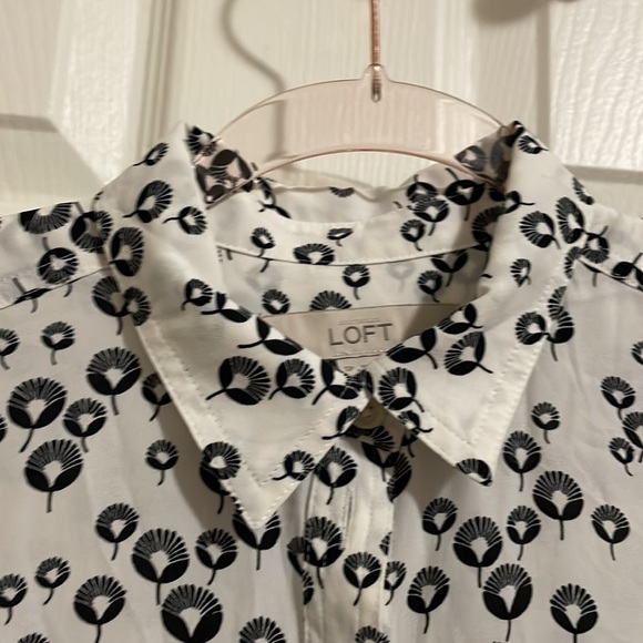 🛍️EUC Loft button down collared blouse size sp 268 - Picture 4 of 4